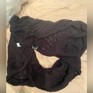 circle scarf brand new h&m - brand new